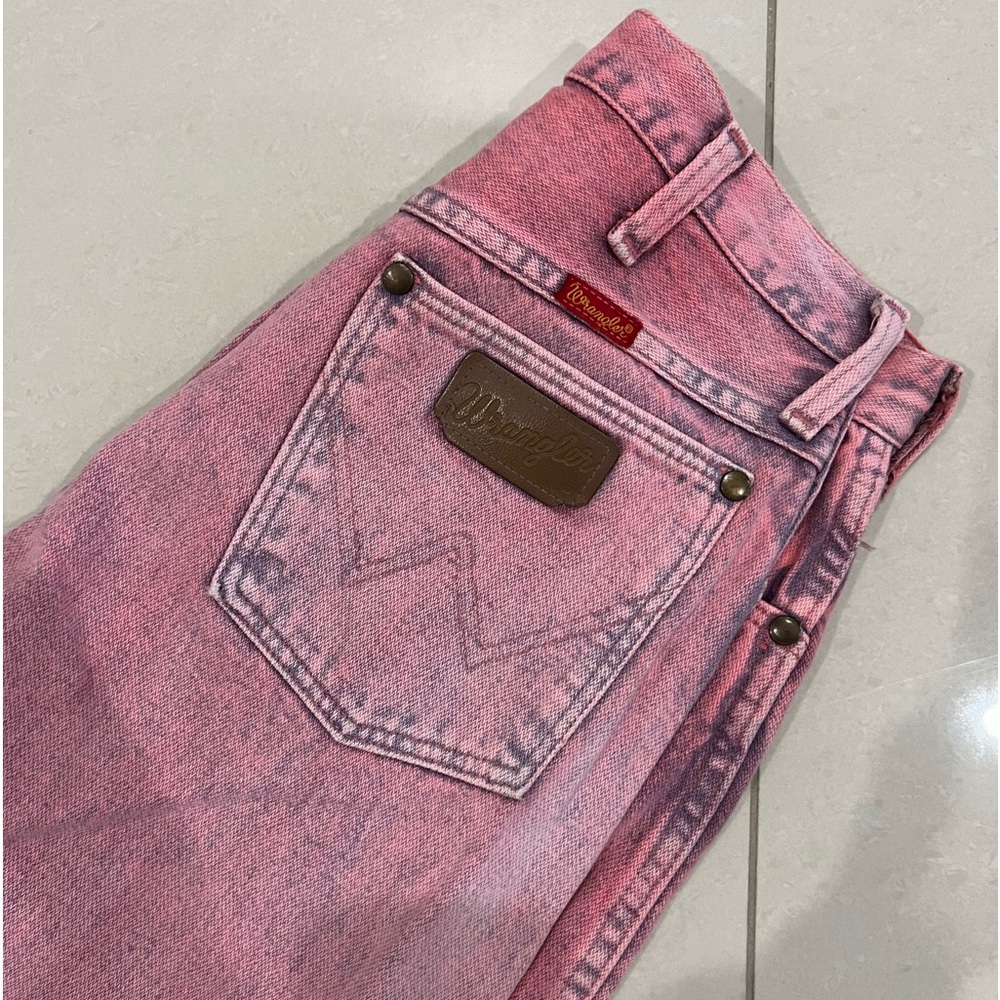 Acid wash wranglers